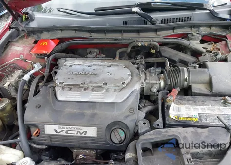 2008 Honda Accord 3.5 Ex-L from USA, damaged, VIN 1HGCS22878A010635